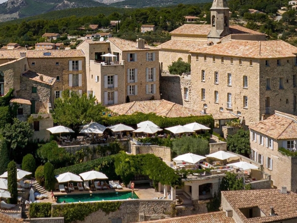 Hotel Crillon Le Brave