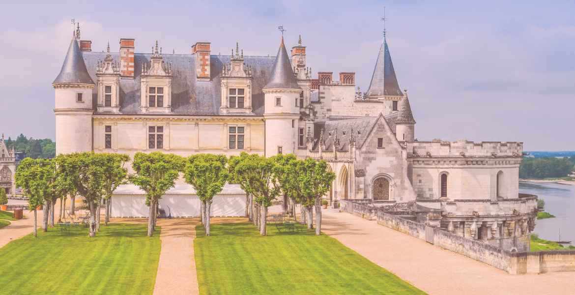 Yes.Wedding - How much does a wedding in a French chateau cost?