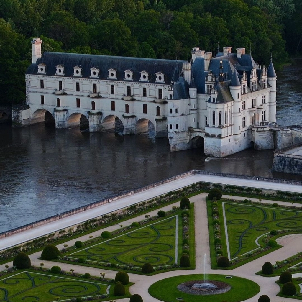 Chateau Chenonceau - @chateau_chenonceau - Loire Valley