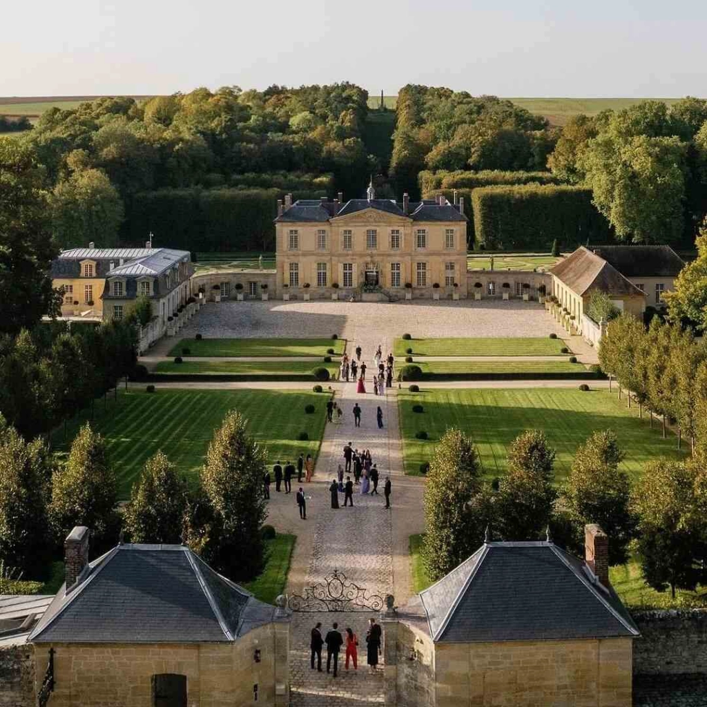 Chateau de Villette - @chateau_de_villette - Paris